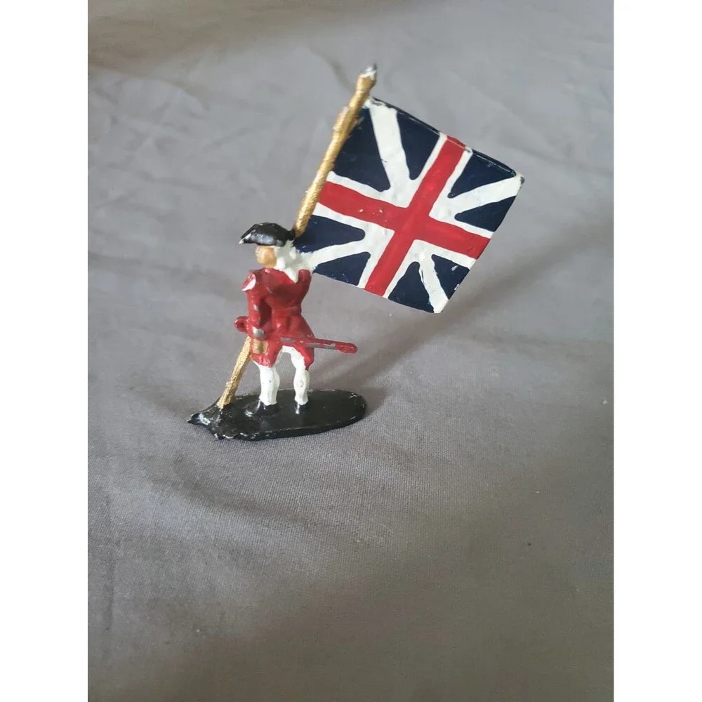 Revolutionary War British Hand Painted Flats Lead Toy Soldier Flag Bearer